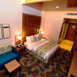 Deluxe King Room Burj Khalifa View